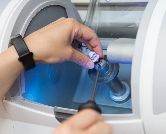 CEREC CEREC (Système de restauration dentaire assisté par ordinateur)